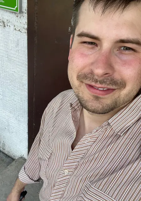 Я Дмитрий, 30, из Вологды, ищу знакомство для постоянных отношений