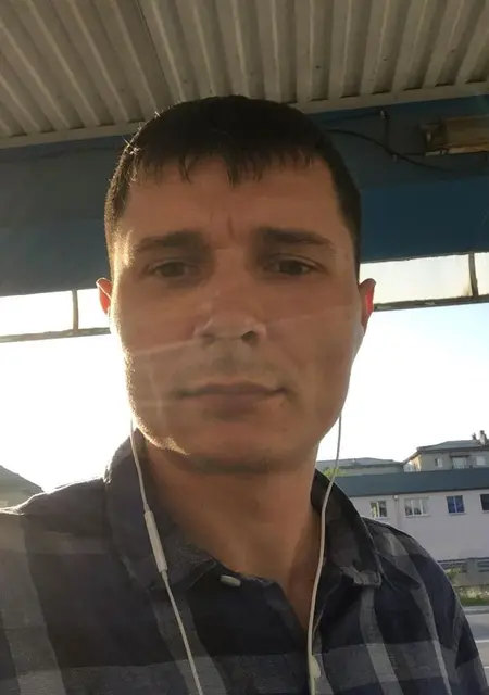 Я Саша, 38, знакомлюсь для дружбы в Находке