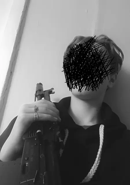 Ярослав из Комсомольска-на-Амуре, мне 19, познакомлюсь на одну ночь