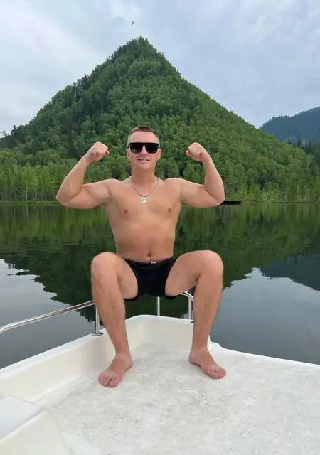 Я Артём, 32, из Усолья-Сибирского, ищу знакомство для дружбы