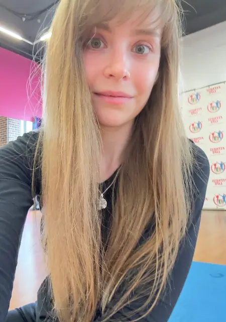 Miss из Санкт-Петербурга, ищу на сайте постоянные отношения