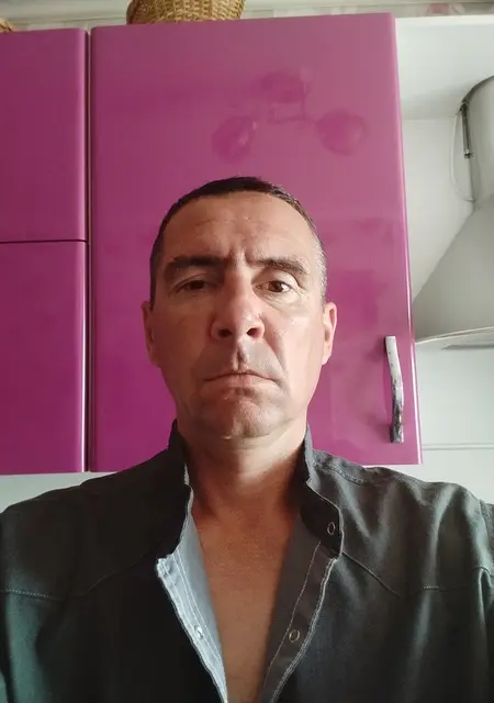 Максим из Казани, ищу на сайте знакомства без обязательств