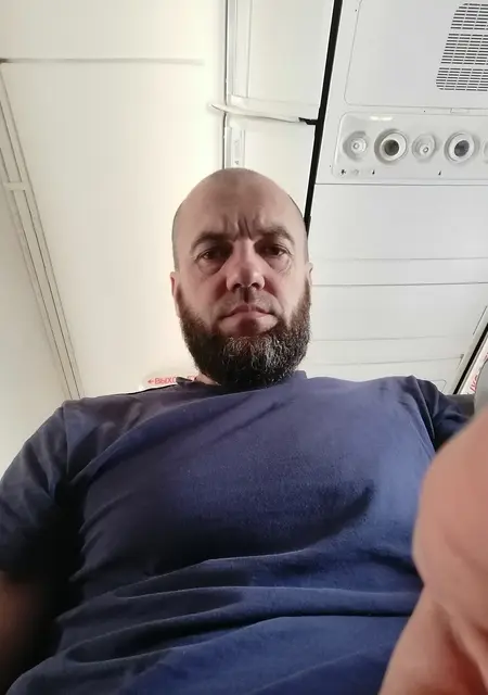 Я Руслан, 44, из Находки, ищу знакомства без обязательств