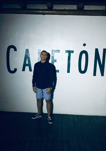 Я Стас, 29, из Житомира, ищу знакомство для приятного времяпровождения