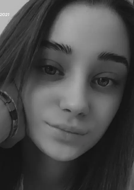 Я Ангелина, 24, из Хабаровска, ищу знакомство для приятного времяпровождения