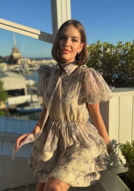 Я Вероника, 27, из Иркутска, ищу знакомства без обязательств