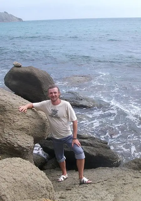 Александр из Ноябрьска, ищу на сайте знакомства на одну ночь