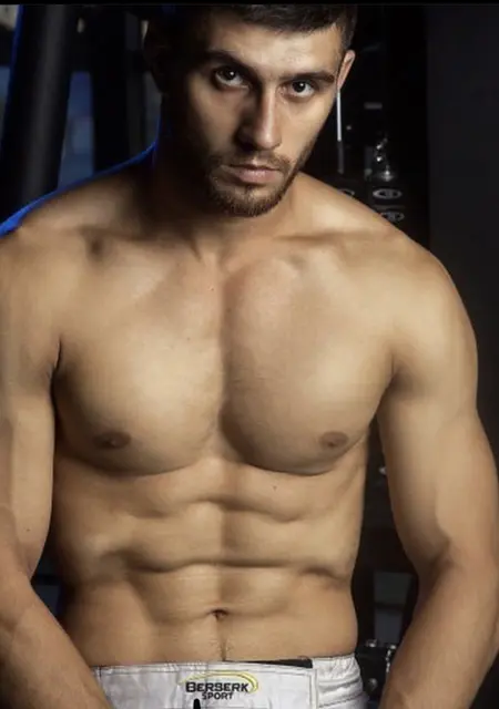 Я Vazelinik, 29, знакомлюсь без обязательств в Одессе