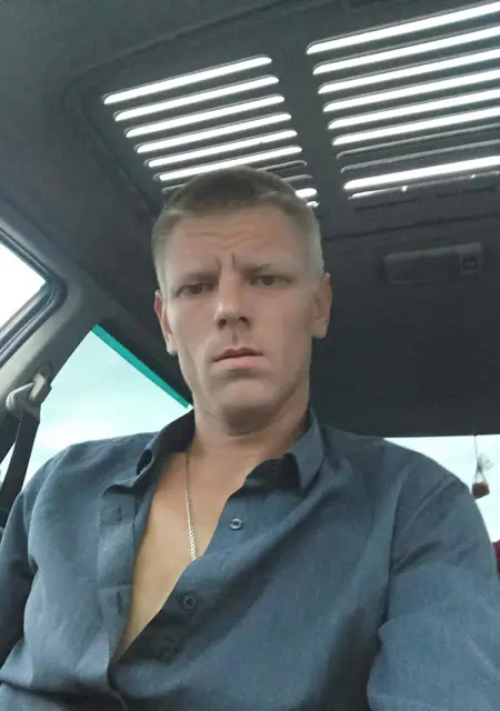 Сергей из Химок, мне 35, познакомлюсь для дружбы