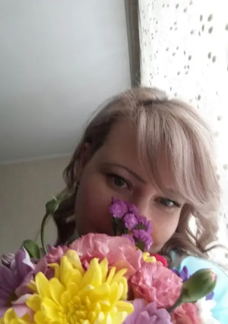 Я Ириска, 37, знакомлюсь без обязательств в Алматы