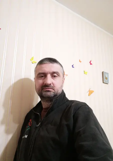 Я Максим, 42, из Запорожья, ищу знакомства без обязательств