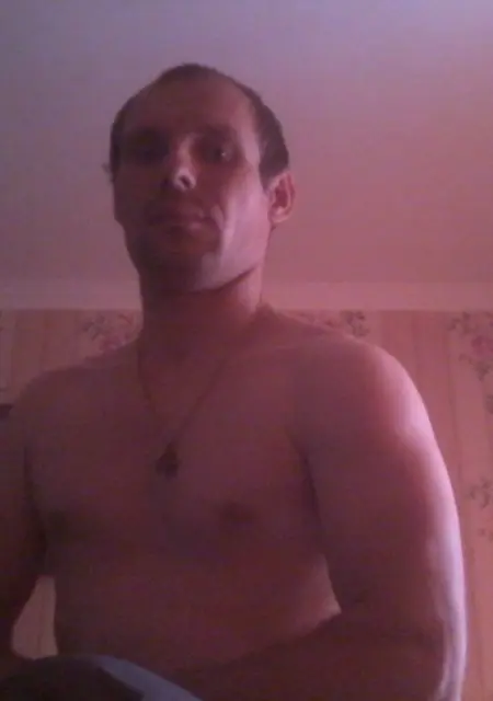 Я Петр, 40, из Буденновска, ищу знакомства без обязательств