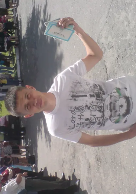 Я Саша, 37 років, знайомлюсь без зобов'язань у Городке