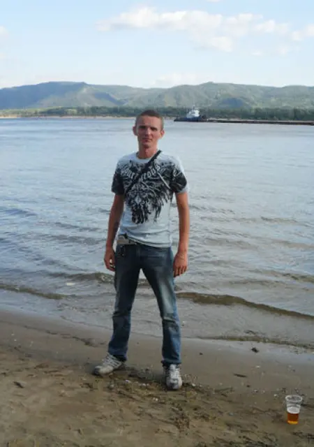 Я Aleks, 44, из Ноябрьска, ищу знакомство для вирта