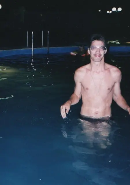 Саня из Тюмени, ищу на сайте знакомства на одну ночь