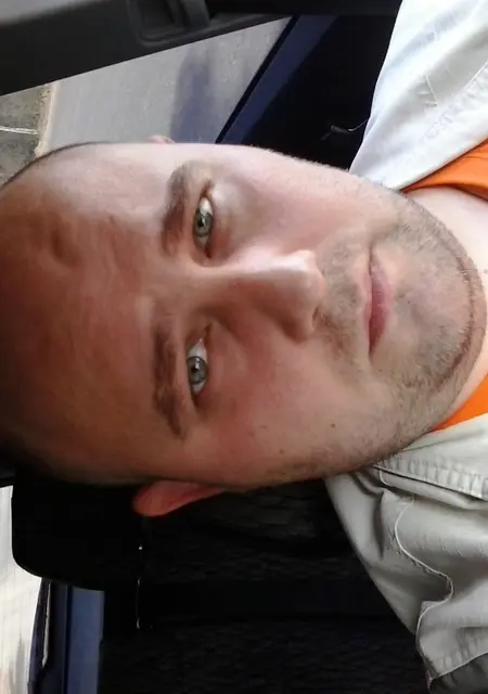 Я Игорь, 46, знакомлюсь для дружбы в Калуге