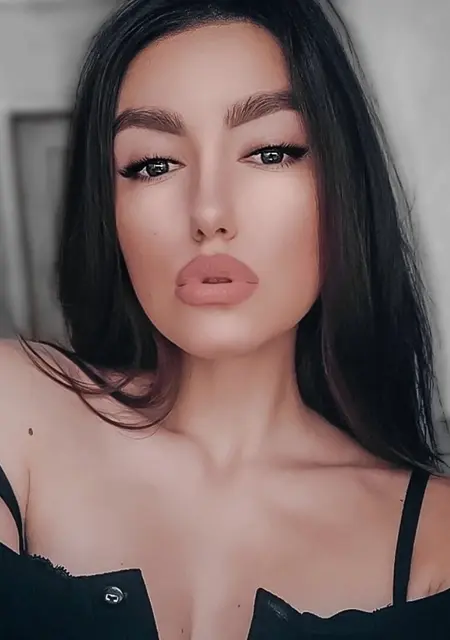 Ketrin из Ульяновска, мне 25, познакомлюсь для приятного времяпровождения