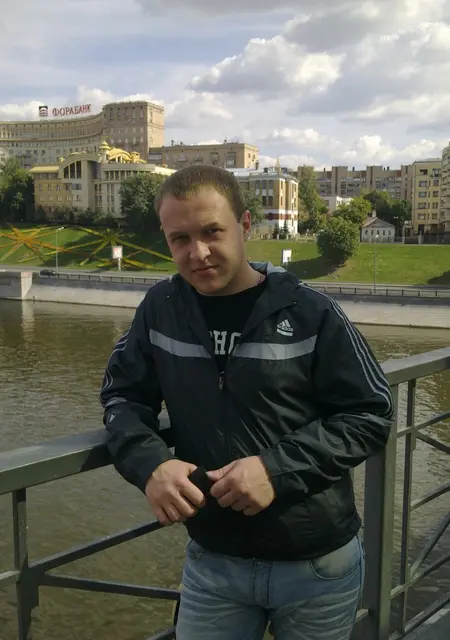 Евгений из Клина, ищу на сайте знакомства без обязательств