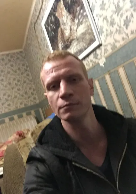 Я Дима, 41, из Павловска, ищу знакомство для общения