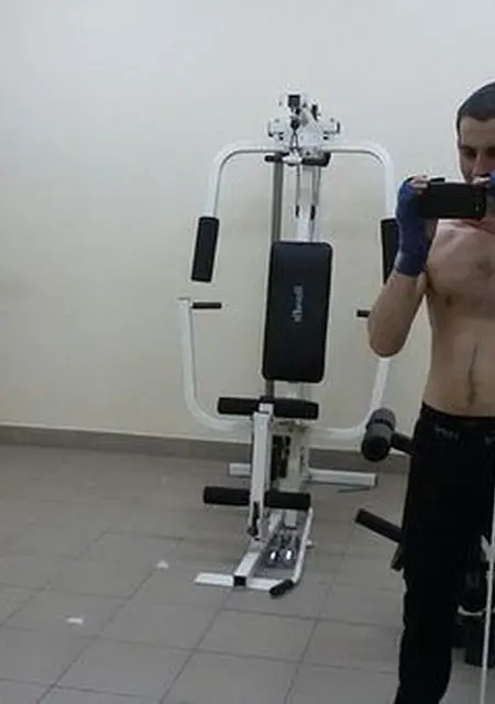 Виталий из Владикавказа, мне 32, познакомлюсь без обязательств