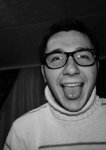 Я Антон, 35, из Сызрани, ищу знакомства без обязательств