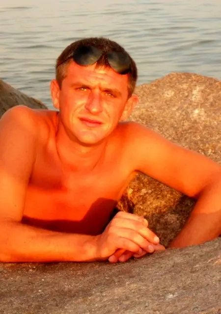 Egor из Нежина, ищу на сайте приятное времяпровождение