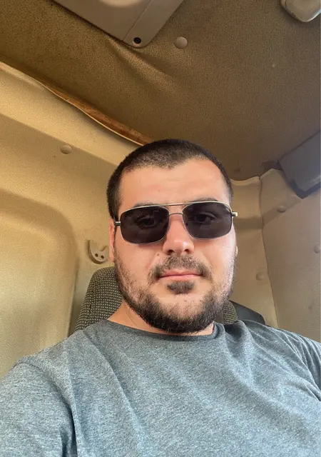 Раджаб из Балабанова, ищу на сайте открытые отношения