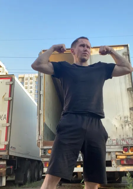 Я Виктор, 27, знакомлюсь для приятного времяпровождения в Петрозаводске