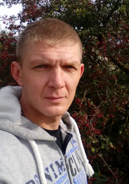 Руслан из Кисловодска, ищу на сайте знакомства на одну ночь