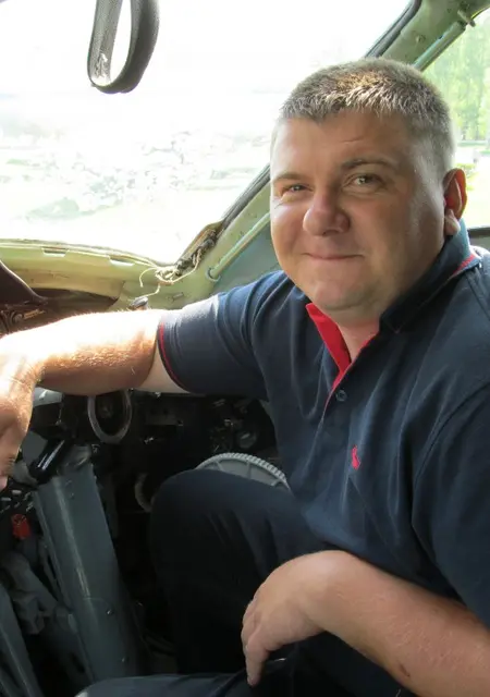 Дима из Заинска, ищу на сайте знакомства на одну ночь