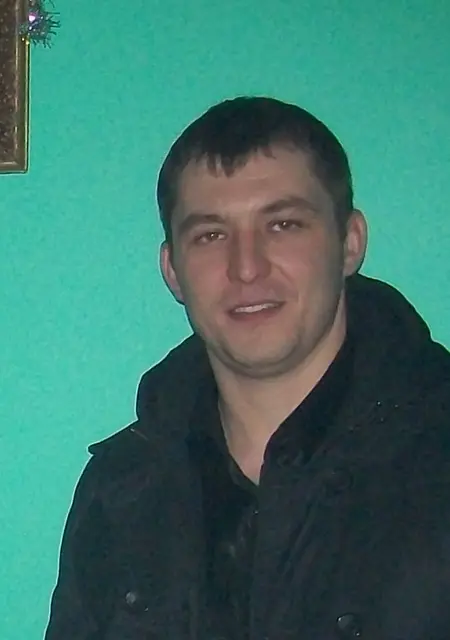 Роман из Пушкина, ищу на сайте знакомства без обязательств