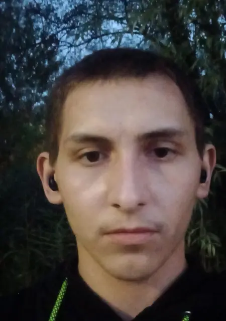 Я Юра, 28, из Брянска, ищу знакомство для постоянных отношений