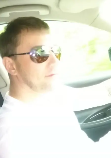 Дмитрий из Апатитов, ищу на сайте приятное времяпровождение