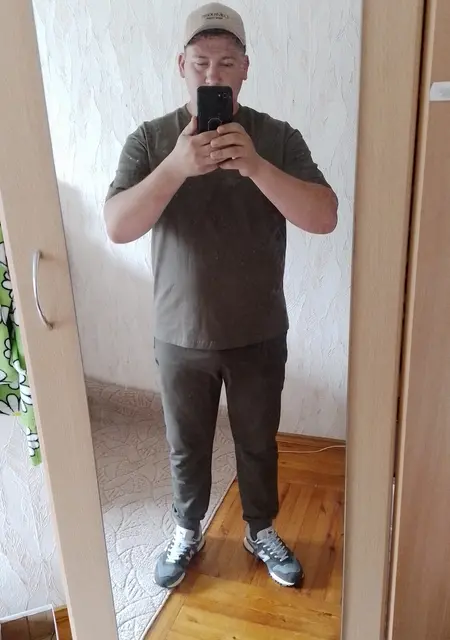 Михаил из Серпухова, ищу на сайте знакомства на одну ночь