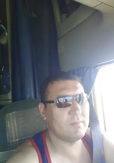 Я Фарик, 50, знакомлюсь на одну ночь в Кореновске