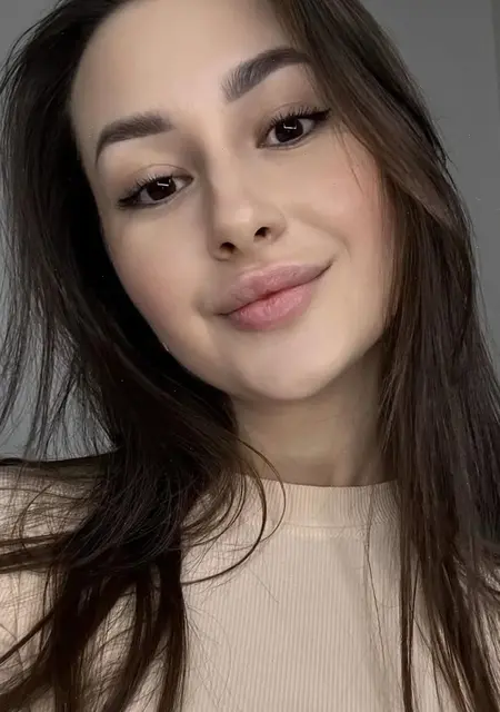 Ника из Казани, ищу на сайте общение