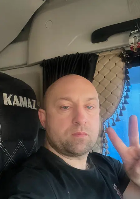 Владимир из Брянска, ищу на сайте постоянные отношения