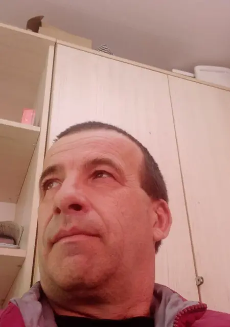 Юрий из Дюртюлей, мне 52, познакомлюсь на одну ночь