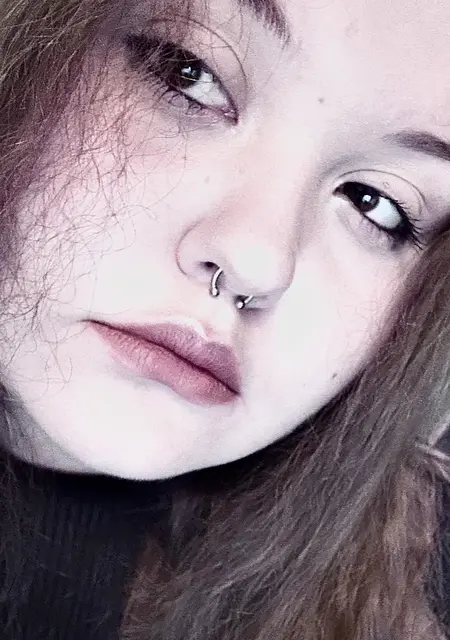 Сонечка из Москвы, мне 18, познакомлюсь на одну ночь