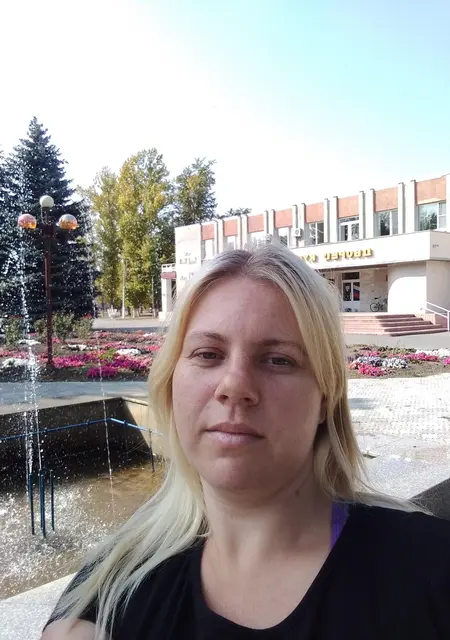 Полли из Новороссийска, ищу на сайте вирта