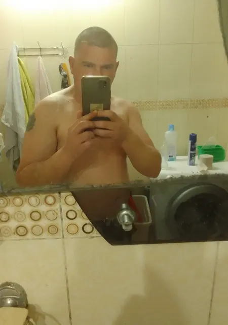 Даниил из Лабинска, мне 38, познакомлюсь без обязательств