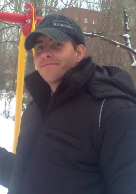 Руслан из Балакова, ищу на сайте знакомства без обязательств