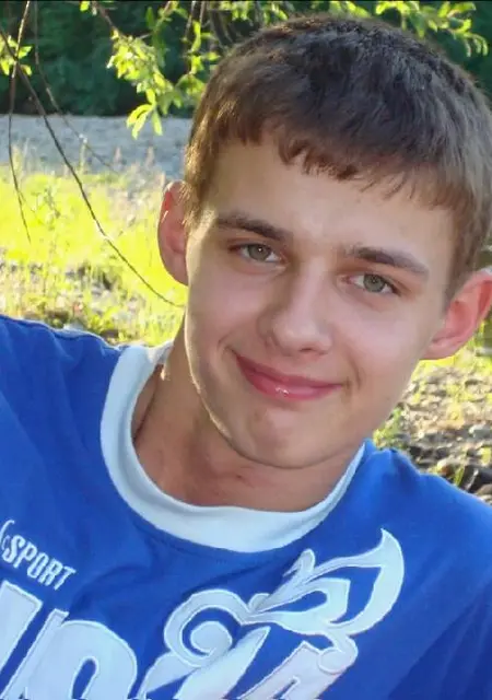 Валентин из Иркутска, ищу на сайте общение