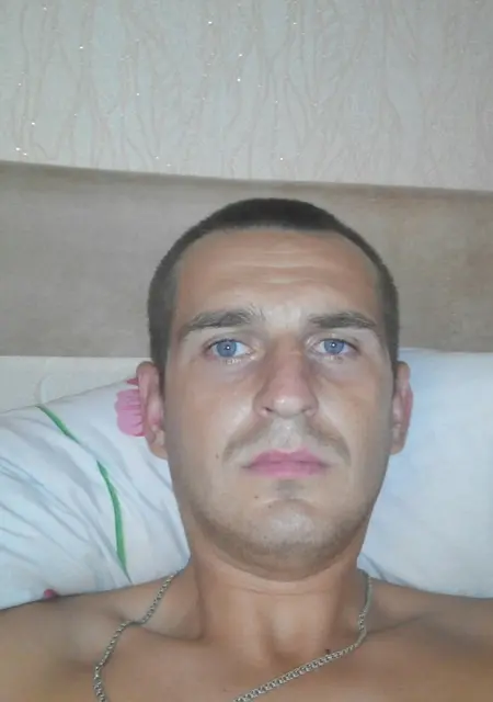 Игорь з Кропивницького, мені 35 років, познайомлюсь для спілкування