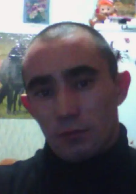 Дмитрий из Чебоксар, мне 46, познакомлюсь на одну ночь