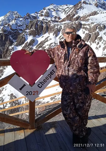 Александр из Белгорода, мне 52, познакомлюсь на одну ночь