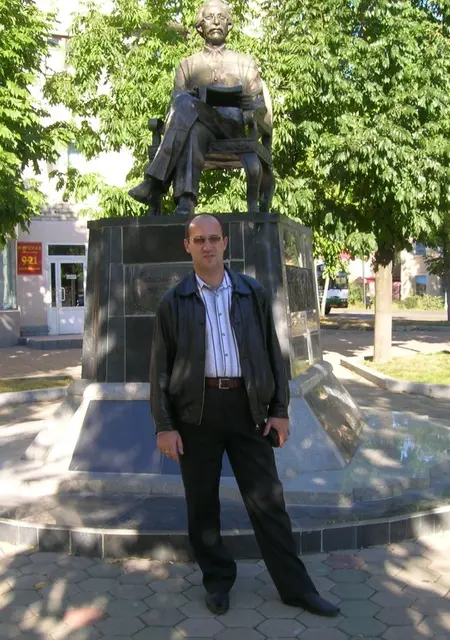 Я Костя, 47, из Биробиджана, ищу знакомства на одну ночь