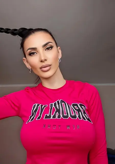 Алекса из Южно-Сахалинска, ищу на сайте знакомства на одну ночь
