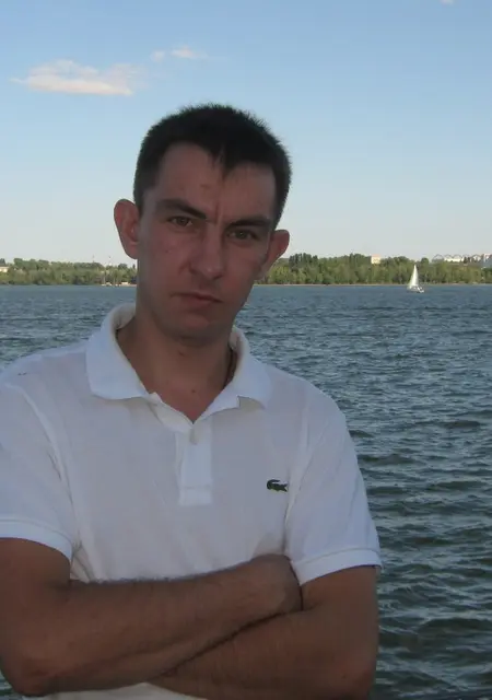 Я Евгений, 39, из Воронежа, ищу знакомство для постоянных отношений