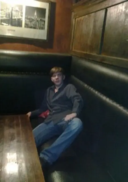 Слава из Перми, мне 30, познакомлюсь для вирта